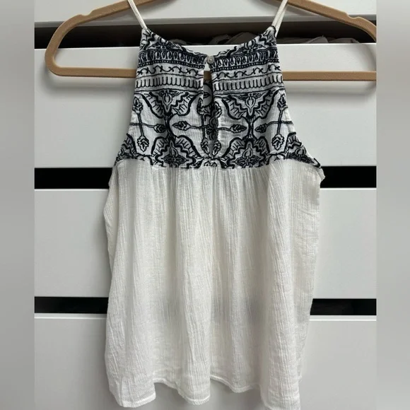 ABERCROMBIE & FITCH Halter Tank White Navy Embroidered Layering Size XS - Picture 6 of 7
